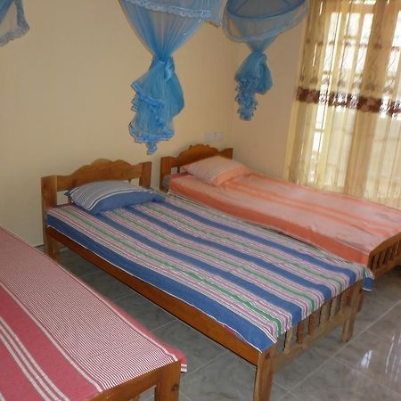 Seetha'S Hostel Negombo Exteriör bild