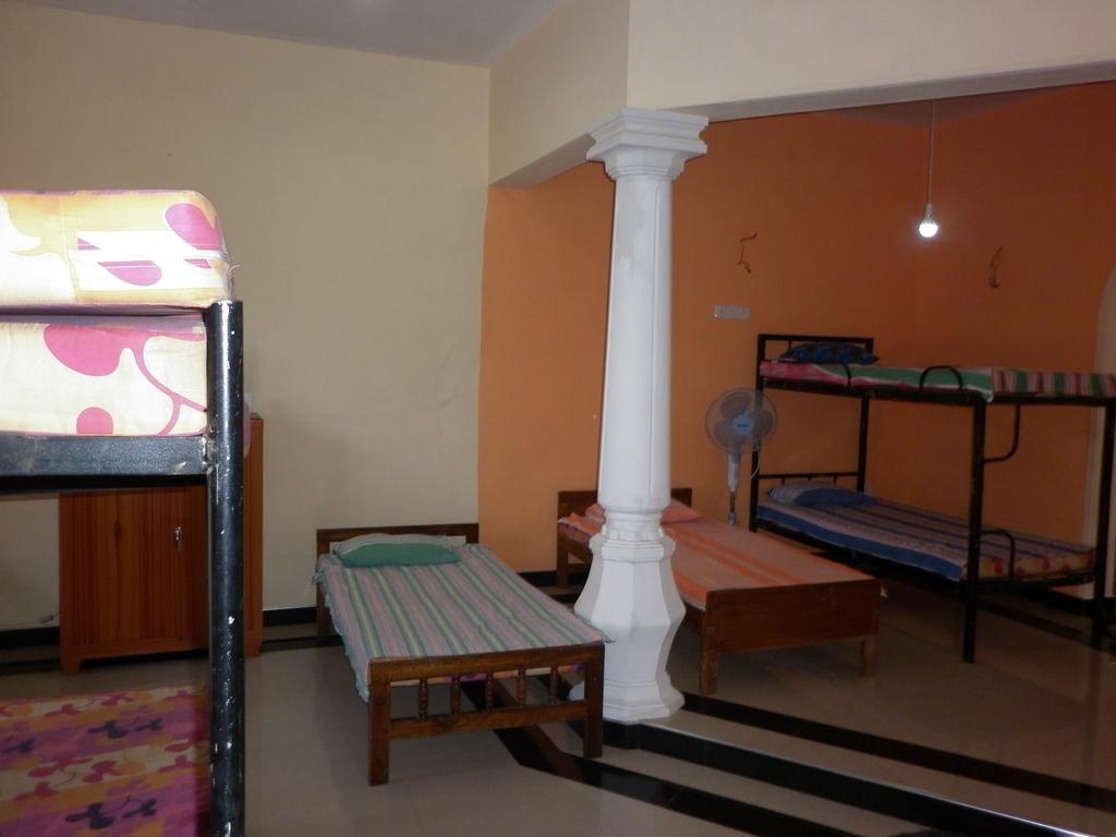 Seetha'S Hostel Negombo Rum bild