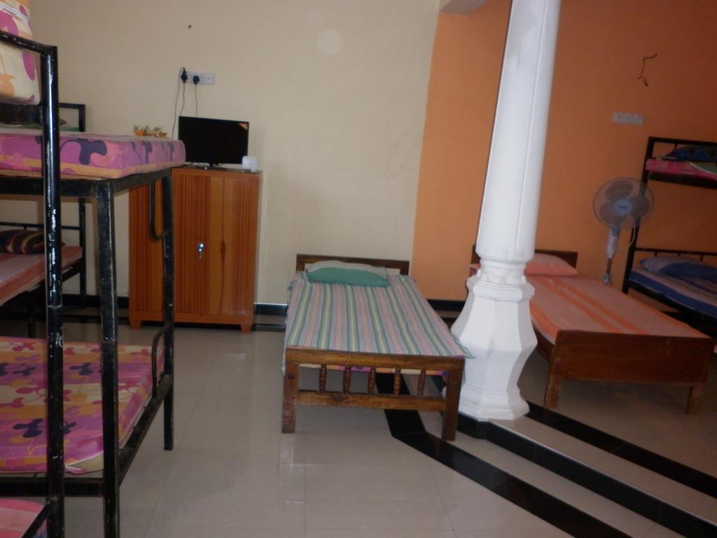 Seetha'S Hostel Negombo Rum bild