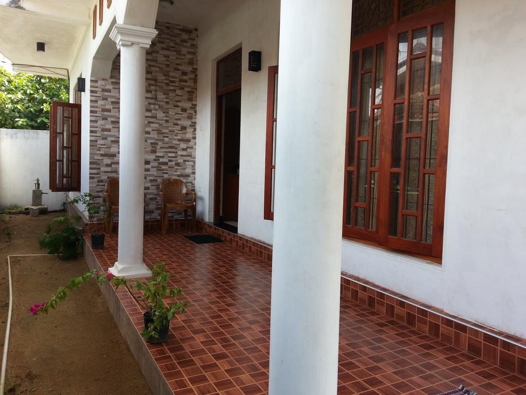 Seetha'S Hostel Negombo Exteriör bild