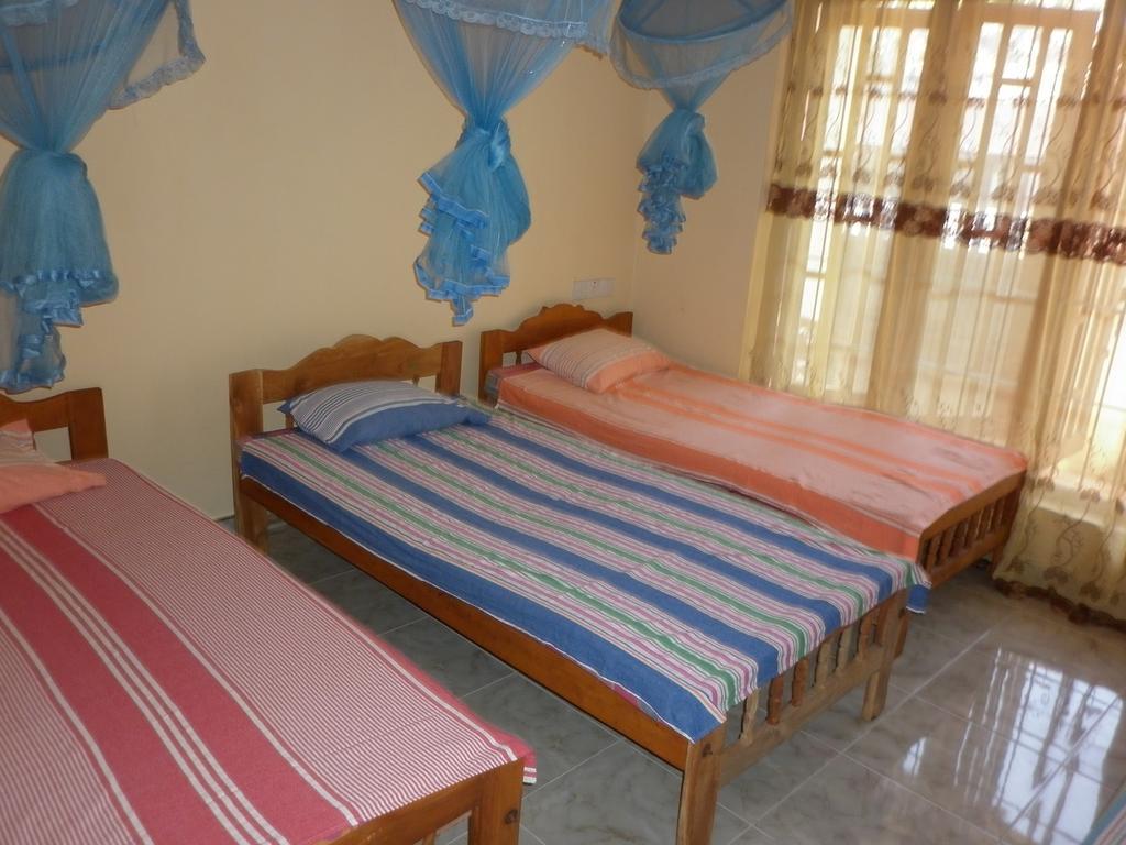 Seetha'S Hostel Negombo Exteriör bild