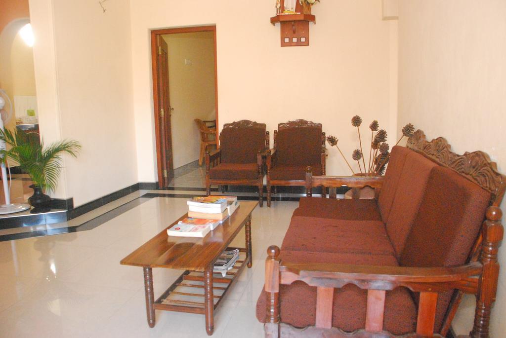 Seetha'S Hostel Negombo Exteriör bild