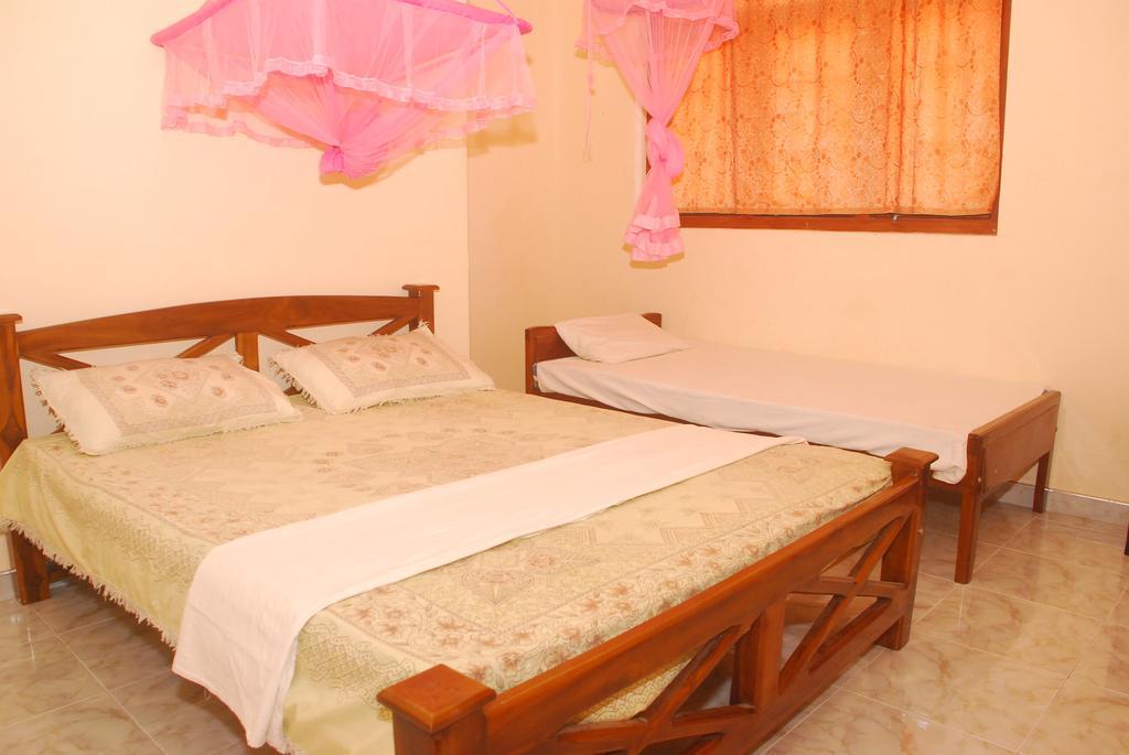Seetha'S Hostel Negombo Exteriör bild
